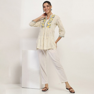 Floral Embroidered Mandarin Collar Neck Tunic
